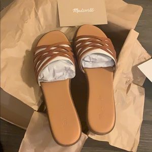Madewell Crisscross Slide Sandals in Leather
